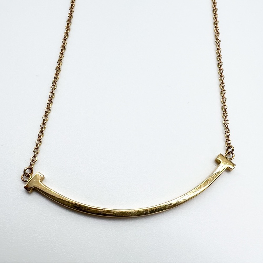 Tiffany & Co. T Smile Yellow Gold Necklace Small with Box - Picture 4 of 14